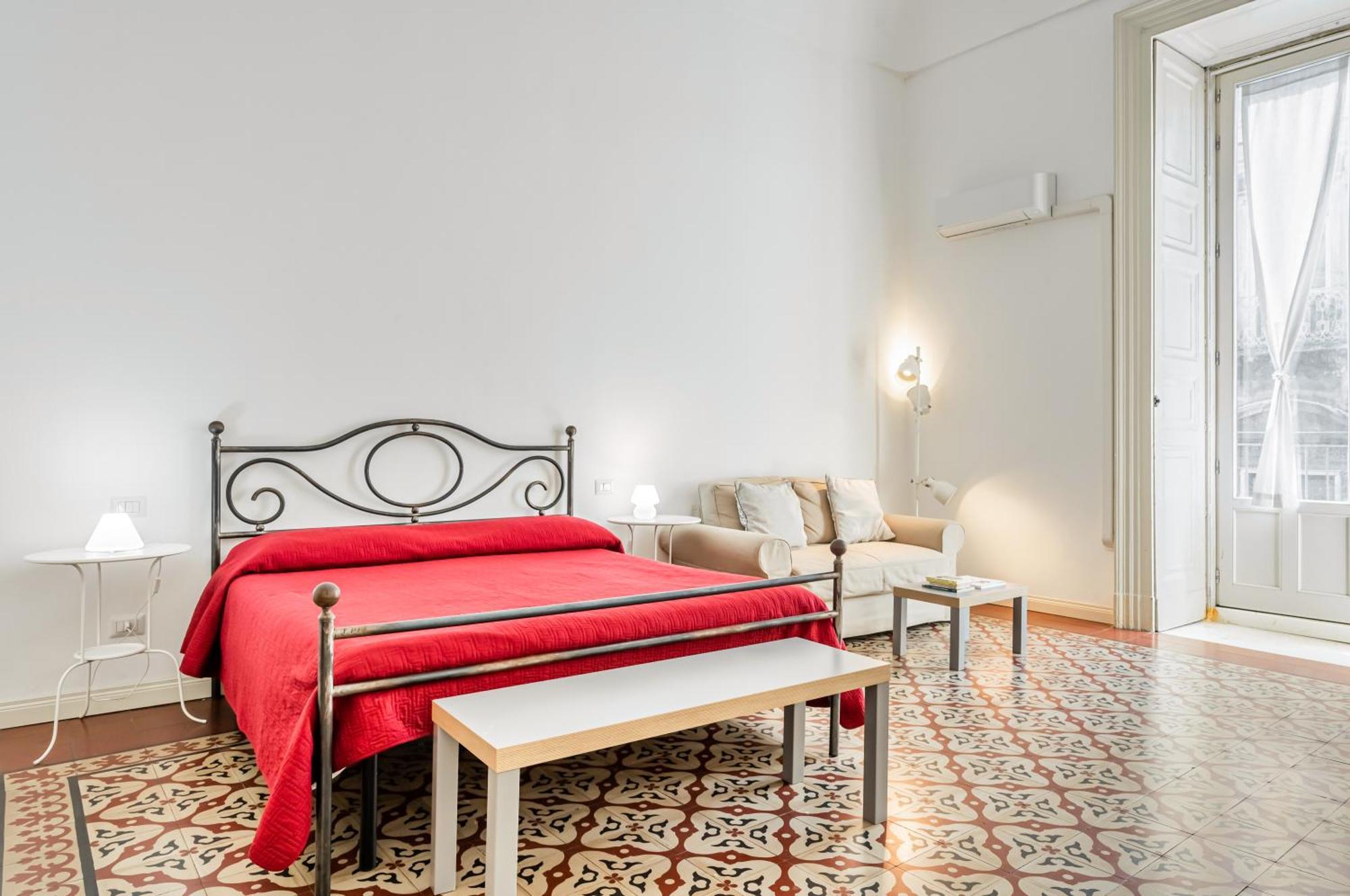 Apartment Urban Elegance By Sant'agata: A Gem *